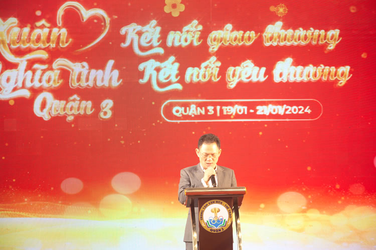 Ông Nguyễn Vinh Huy - Chủ tịch Hội Doanh nghiệp quận 3 phát biểu tại sự kiện